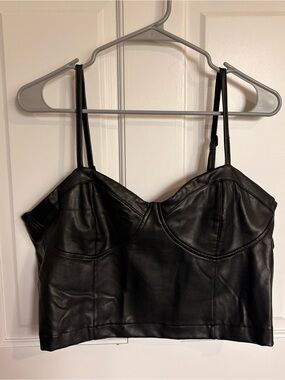 Guess Faux Leather Pleather Sleeveless Cropped Spaghetti Strap top Zipper Back